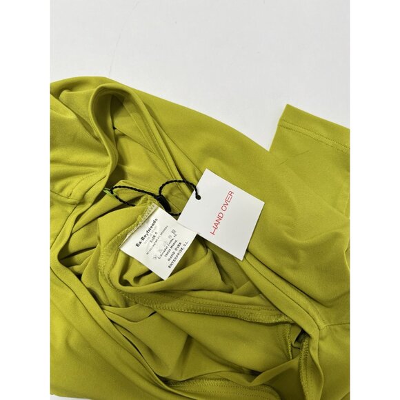 Hand Over Tee in Lima - Picture 4 of 4